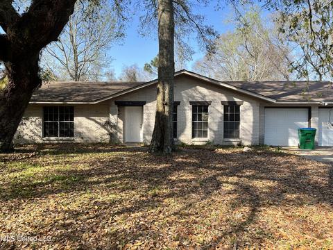 3918 Riverpine Rd, Moss Point, MS 39563 photo 1