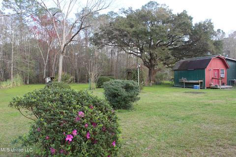 9908 Cedarcliff Dr, Moss Point, MS 39562 photo 5