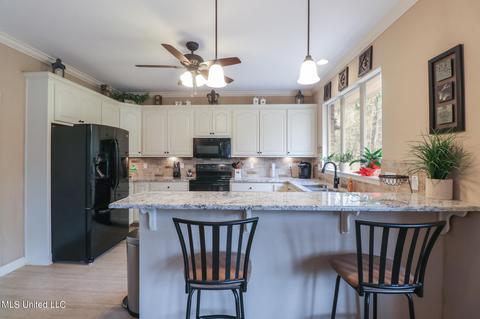 13002 Riverwalk Cir, Biloxi, MS 39532 photo 12