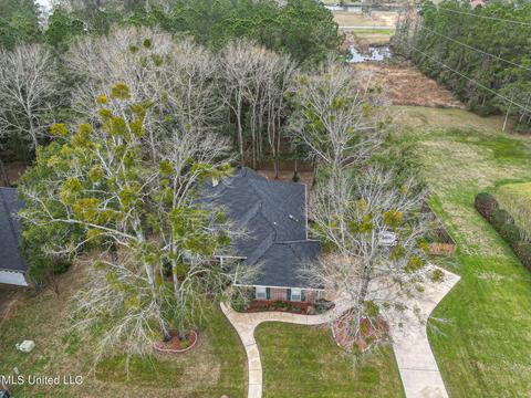 13002 Riverwalk Cir, Biloxi, MS 39532 photo 4