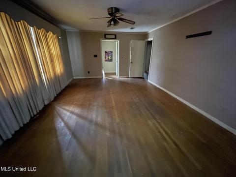 4137 Plaza St, Jackson, MS 39206 photo 8