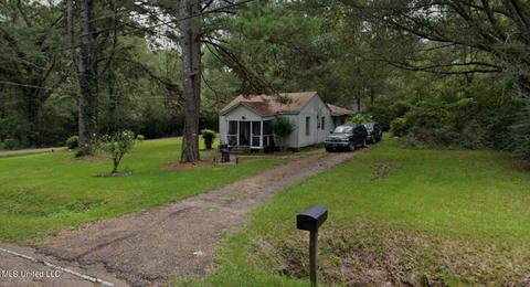2105 Tv Rd, Jackson, MS 39204