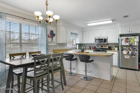 1007 Stonehendge Dr, Brandon, MS 39042 photo 8