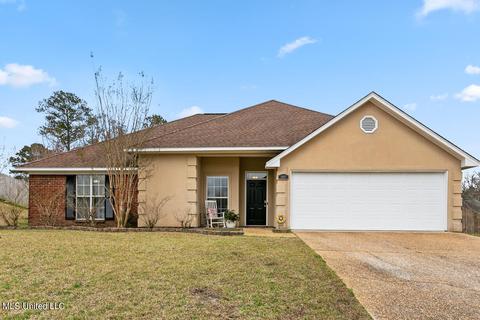 1007 Stonehendge Dr, Brandon, MS 39042 photo 1