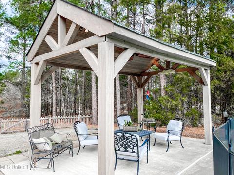 415 Cherry Hill Dr, Madison, MS 39110 photo 5
