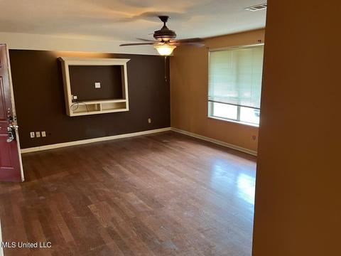 5834 Kinder Dr, Jackson, MS 39211 photo 4