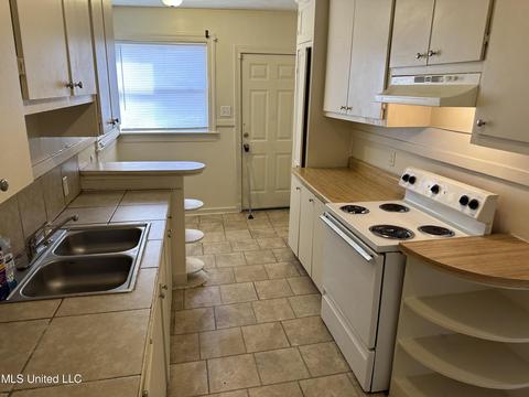 219 Pine Lawn Pl, Jackson, MS 39204 photo 5