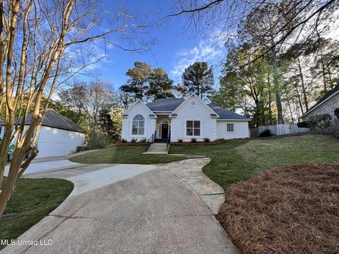 65 Moss Woods Dr, Madison, MS 39110 photo 5