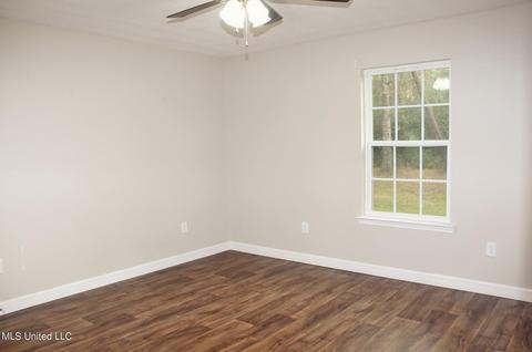 121 Joe Thomas Rd, Lucedale, MS 39452 photo 10