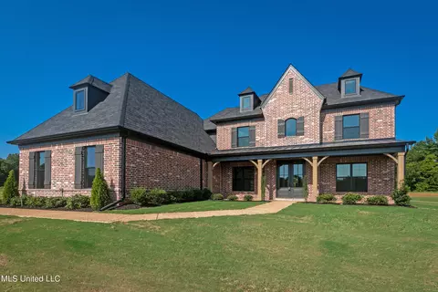 36 Cedar Crest Cv, Byhalia, MS 38611