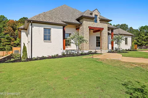 405 Herons Ct, Ridgeland, MS 39157