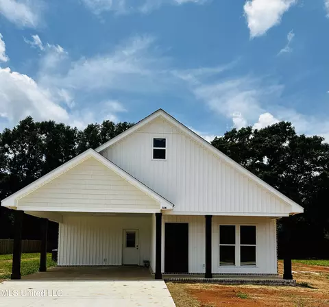 134 Trevor Ln, Lucedale, MS 39452
