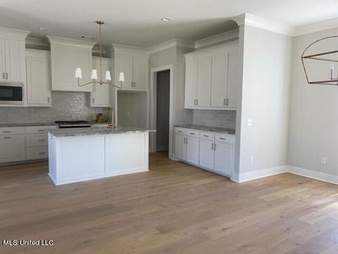 106 Seymour Dr, Madison, MS 39110 photo 3