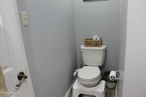 3900 Torres St, Moss Point, MS 39563 photo 12