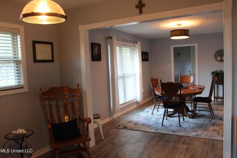 3900 Torres St, Moss Point, MS 39563 photo 6