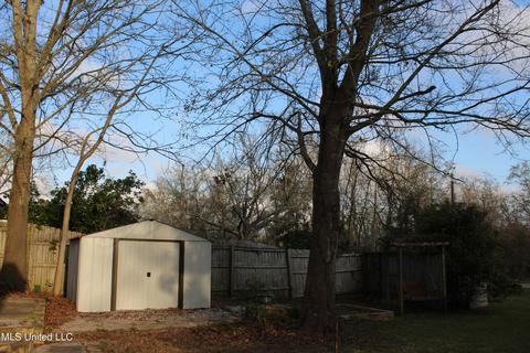 3900 Torres St, Moss Point, MS 39563 photo 23