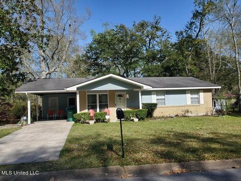 2801 Dantzler St, Moss Point, MS 39563 photo 1