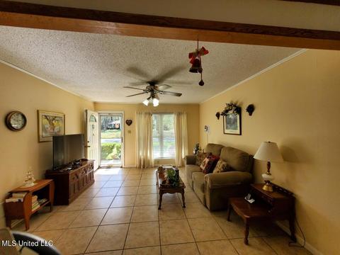 2801 Dantzler St, Moss Point, MS 39563 photo 6