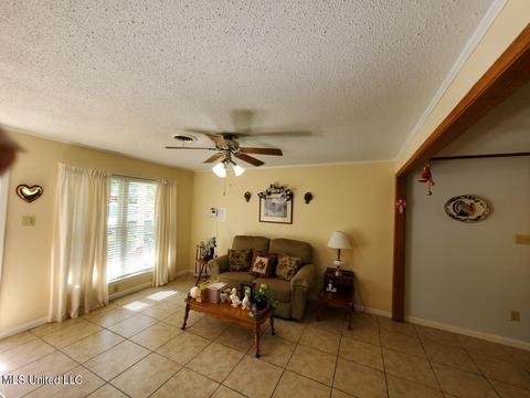 2801 Dantzler St, Moss Point, MS 39563 photo 5