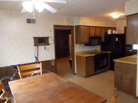 4801 S Big Horn Dr, Nesbit, MS 38651 photo 8