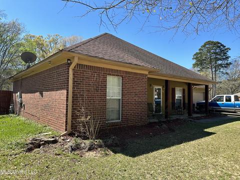 307 Riser St, Byram, MS 39272 photo 2