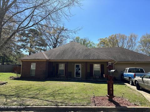 307 Riser St, Byram, MS 39272 photo 4