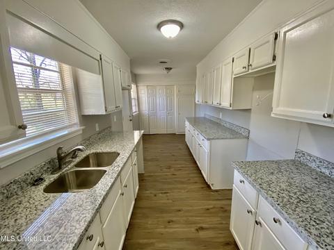 2222 Breckinridge Rd, Jackson, MS 39204 photo 7