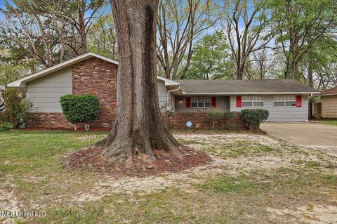 5739 Sedgwick Dr, Jackson, MS 39211 photo 1