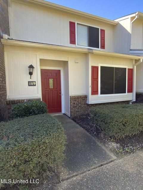 109 Lakebend Cir, Brandon, MS 39042 photo 1