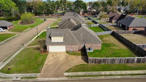 109 Marion Dr, Clinton, MS 39056 photo 4