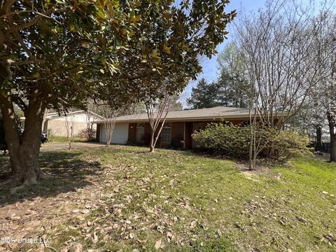 104 Red Oak Rd, Clinton, MS 39056 photo 2