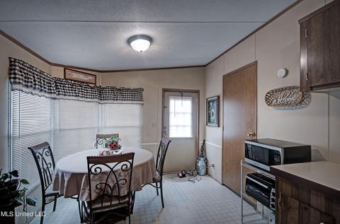 175 Sunny Ln, Florence, MS 39073 photo 6