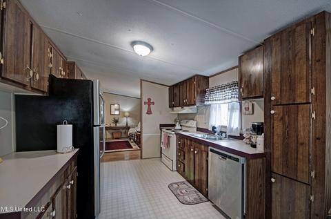 175 Sunny Ln, Florence, MS 39073 photo 7