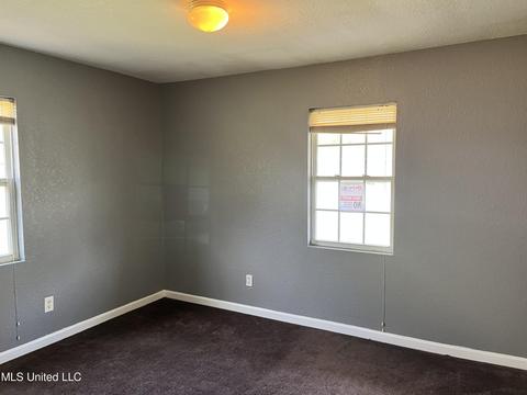 4113 Karen St, Moss Point, MS 39563 photo 11