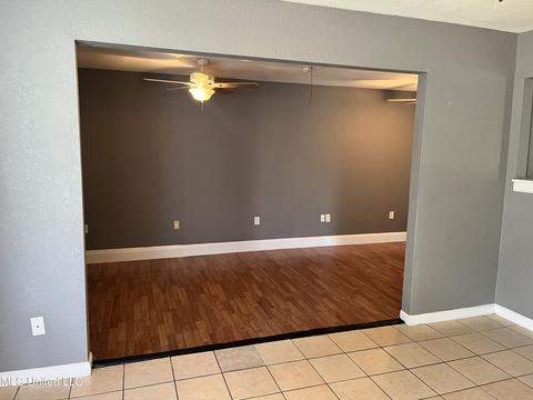 4113 Karen St, Moss Point, MS 39563 photo 5