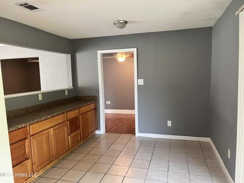 4113 Karen St, Moss Point, MS 39563 photo 9