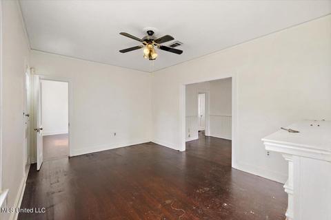 526 Hartfield St, Jackson, MS 39216 photo 6