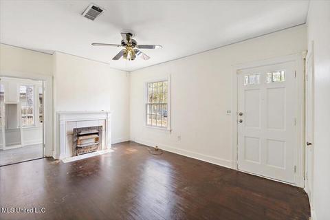 526 Hartfield St, Jackson, MS 39216 photo 5