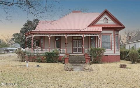 226 Calhoun Ave, Yazoo City, MS 39194