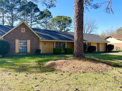223 Brookridge Dr, Jackson, MS 39212 photo 3