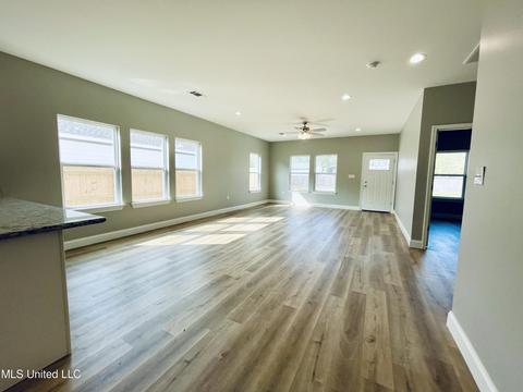 14985 Dillon St, Vancleave, MS 39565 photo 4