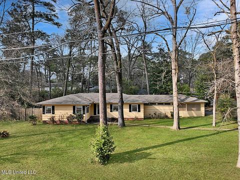 1078 Meadowbrook Rd, Jackson, MS 39206