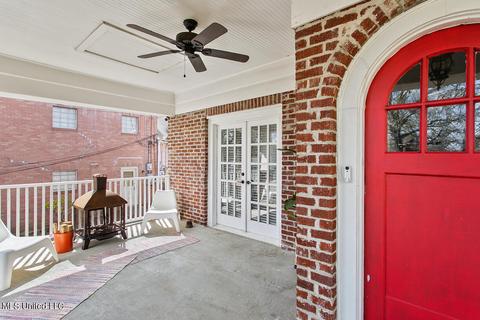 1027 Madison St, Jackson, MS 39202 photo 2