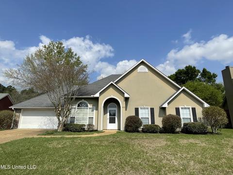 422 Fairfield Dr, Madison, MS 39110 photo 1