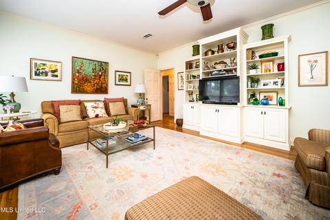 4204 N Honeysuckle Ln, Jackson, MS 39211 photo 7