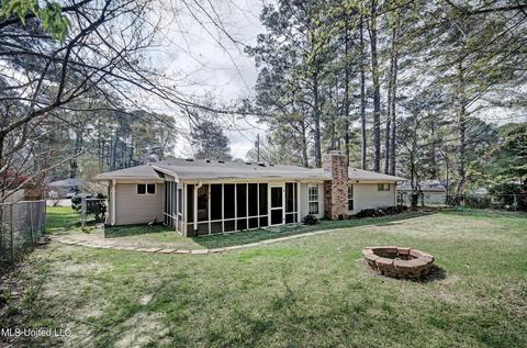 5216 Suffolk Cir, Jackson, MS 39211 photo 5