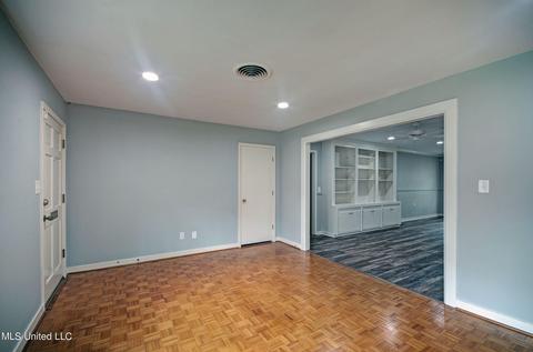5216 Suffolk Cir, Jackson, MS 39211 photo 12
