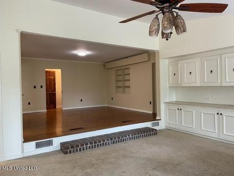 1051 Buckley Dr, Jackson, MS 39206 photo 13