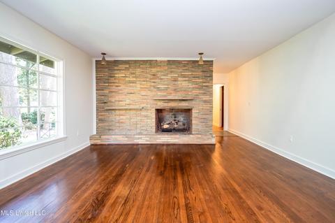 1051 Buckley Dr, Jackson, MS 39206 photo 6