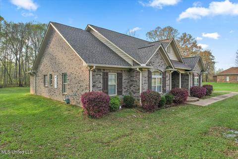 117 Inez Owens Dr, Jackson, MS 39212 photo 2